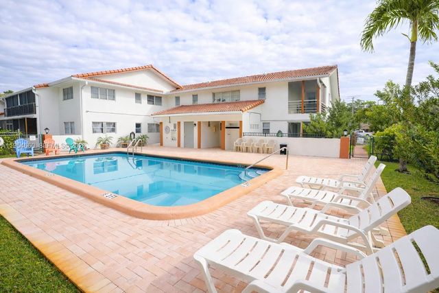 3200 Coral Springs Dr 108, Coral Springs, FL 33065