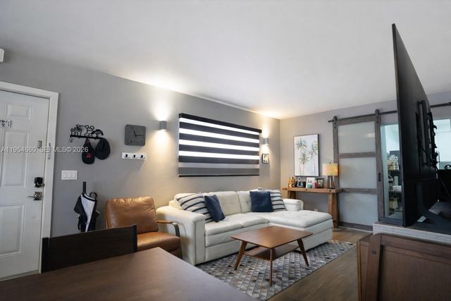 3200 Coral Springs Dr 108, Coral Springs, FL 33065