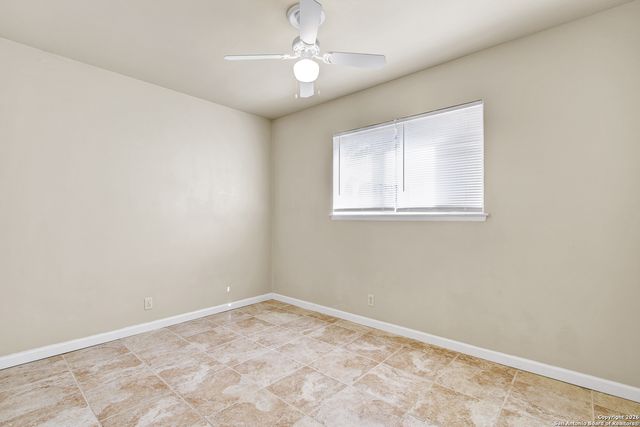 6711 Spring Hollow, San Antonio, TX 78249