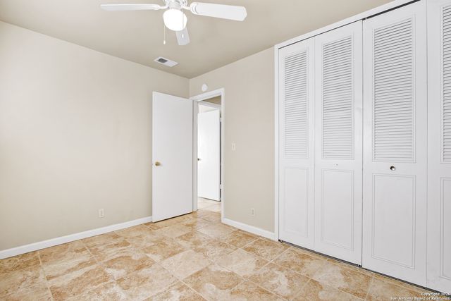 6711 Spring Hollow, San Antonio, TX 78249