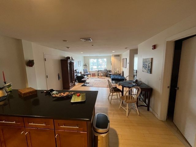99 Chestnut Hill 105, Boston, MA 02135
