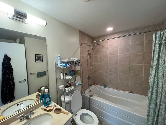 99 Chestnut Hill 105, Boston, MA 02135