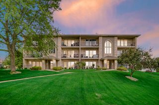 17824 Bernard Drive 3D, Orland Park, IL 60467
