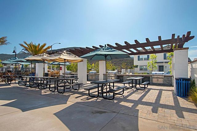 170 Diamante Rd, San Marcos, CA 92078