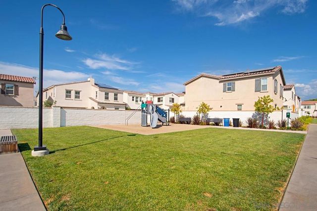 170 Diamante Rd, San Marcos, CA 92078