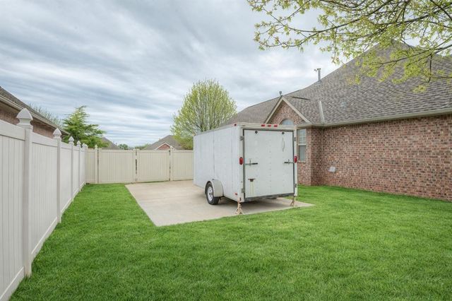 2413 SW 113th Terrace, Oklahoma City, OK 73170