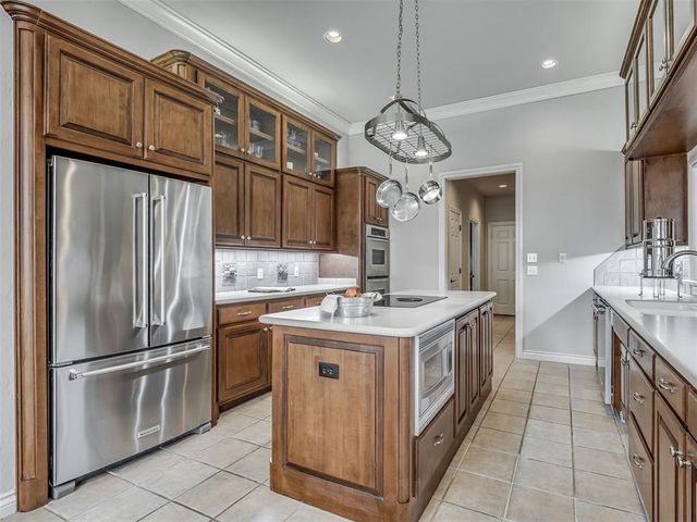 2413 SW 113th Terrace, Oklahoma City, OK 73170