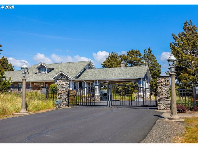 89062 PINEHURST Rd, Gearhart, OR 97138