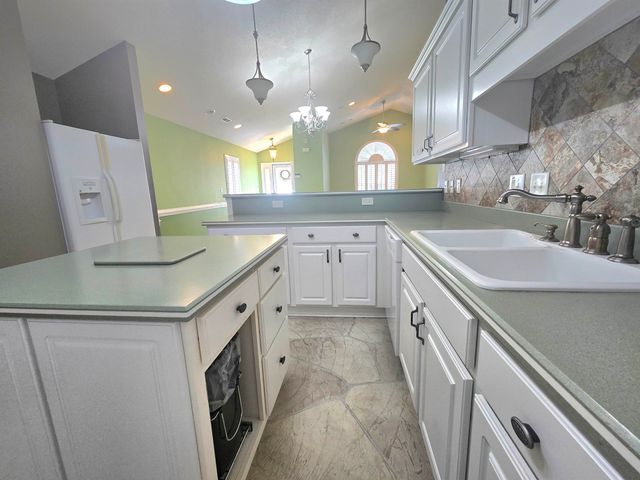 4223 Rivergate Ln., Little River, SC 29566