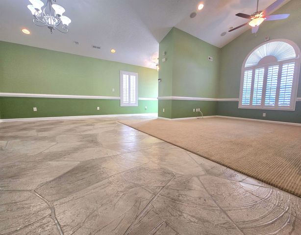 4223 Rivergate Ln., Little River, SC 29566