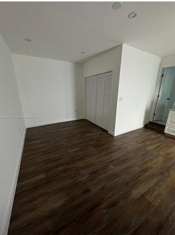 14941 SW 168th Ter 2, Miami, FL 33187