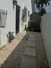 14941 SW 168th Ter 2, Miami, FL 33187