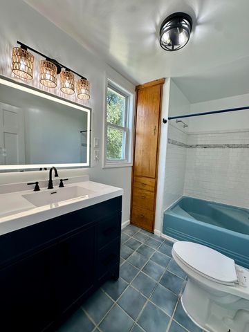 6548 Jefferson Avenue, Hammond, IN 46324