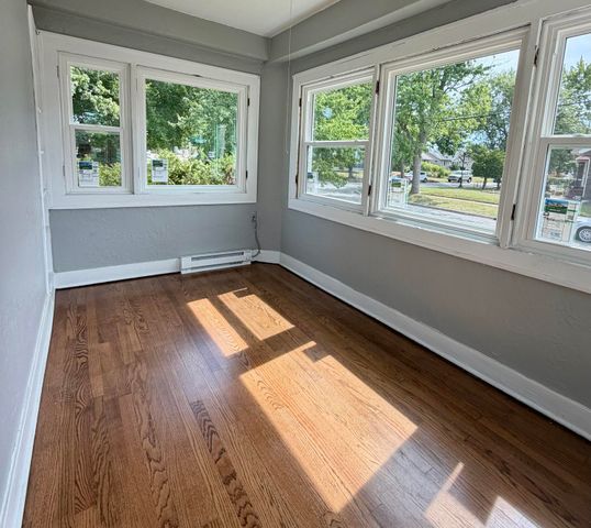 6548 Jefferson Avenue, Hammond, IN 46324