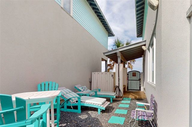 307 E Avenue G 6, Port Aransas, TX 78373