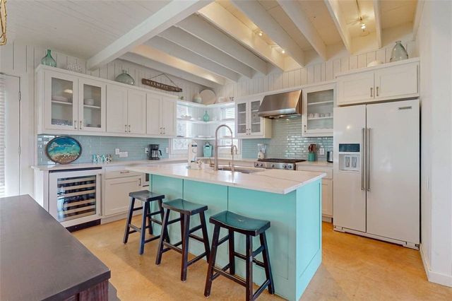 307 E Avenue G 6, Port Aransas, TX 78373