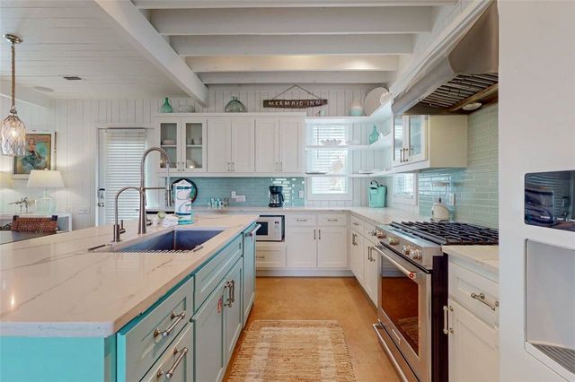 307 E Avenue G 6, Port Aransas, TX 78373