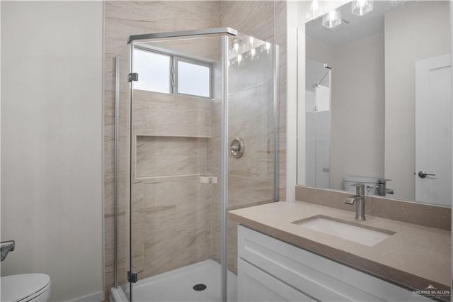 6821 N 5th Street, Mcallen, TX 78504