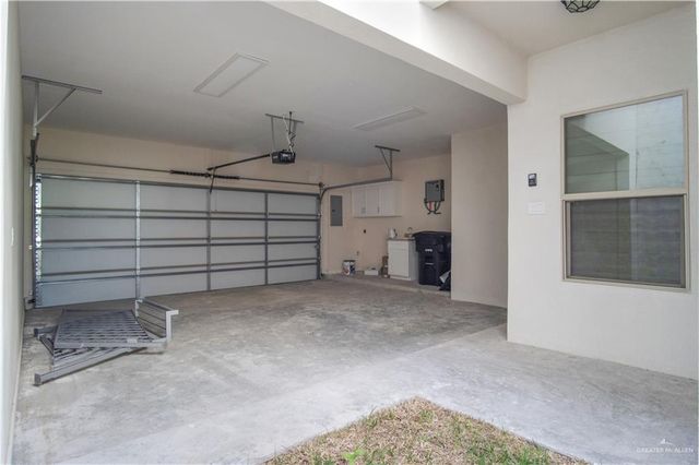 6821 N 5th Street, Mcallen, TX 78504