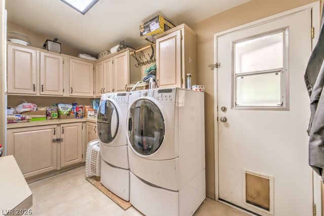 3410 Adobe Court, Pahrump, NV 89048