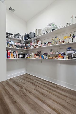 1406 N Latisha Lane, Siloam Springs, AR 72761