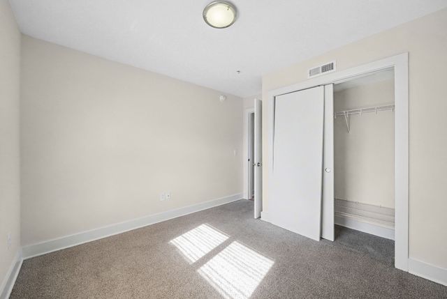 540 N 2nd St Unit 302, Clarksville, TN 37040