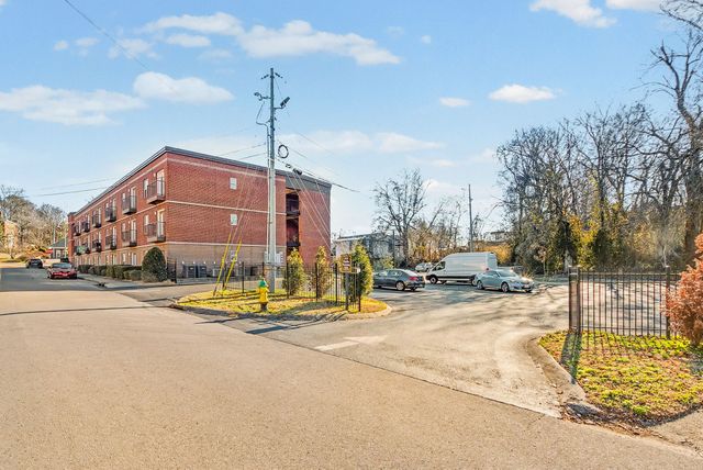 540 N 2nd St Unit 302, Clarksville, TN 37040