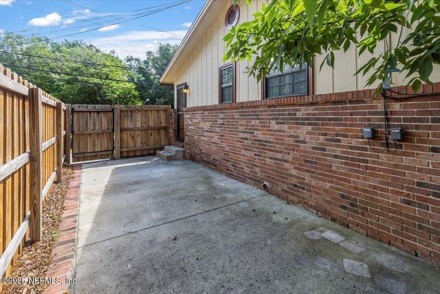 1684 PINEGROVE Avenue, Jacksonville, FL 32205