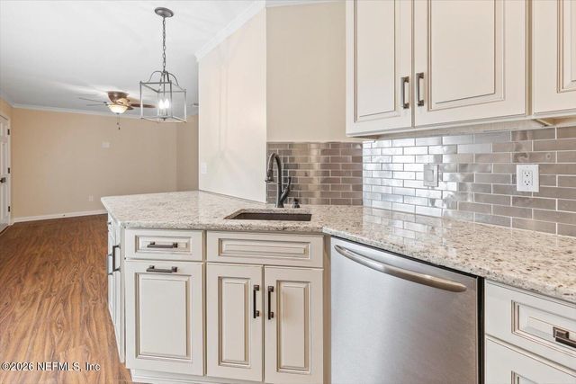 1684 PINEGROVE Avenue, Jacksonville, FL 32205