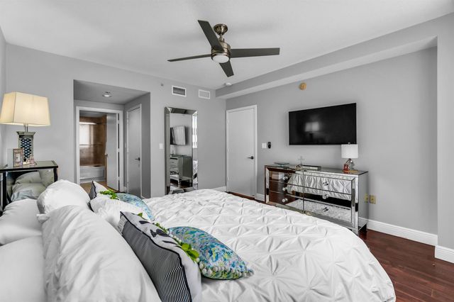 1551 N FLAGLER Drive 817, West Palm Beach, FL 33401