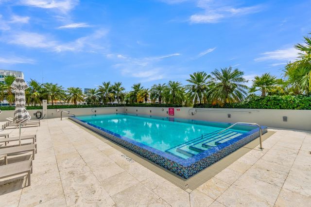 1551 N FLAGLER Drive 817, West Palm Beach, FL 33401