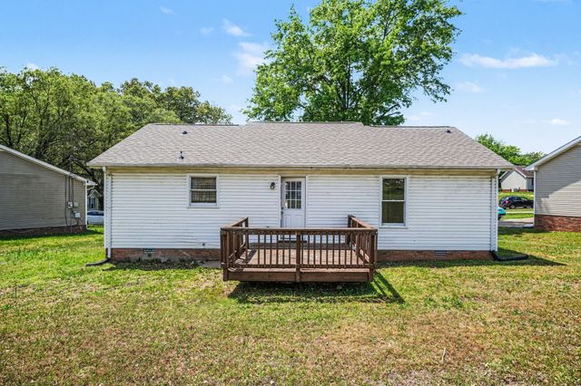 1057 Princeton Ct, Clarksville, TN 37042