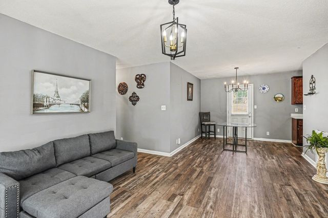 1057 Princeton Ct, Clarksville, TN 37042