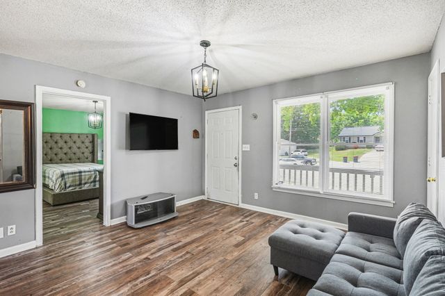 1057 Princeton Ct, Clarksville, TN 37042