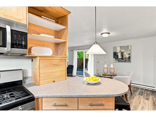 1531 S DOGWOOD St, Cornelius, OR 97113