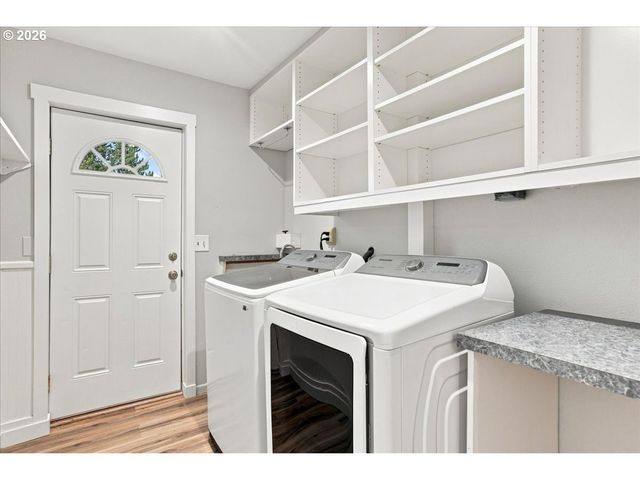 1531 S DOGWOOD St, Cornelius, OR 97113