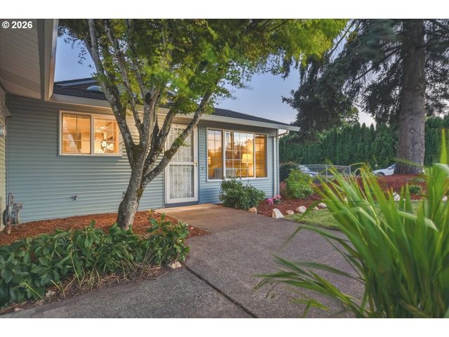 1531 S DOGWOOD St, Cornelius, OR 97113