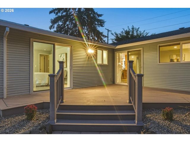 1531 S DOGWOOD St, Cornelius, OR 97113
