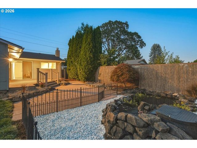1531 S DOGWOOD St, Cornelius, OR 97113