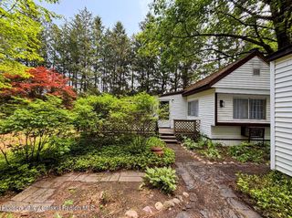 43 Pine Road Road, Elizaville, NY 12523