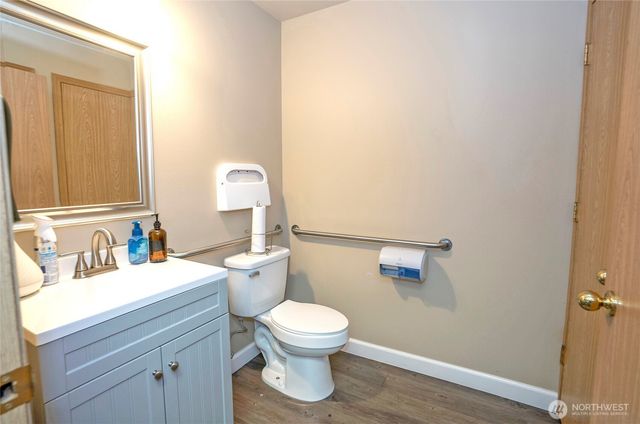 9124 Gravelly Lake Drive SW, Lakewood, WA 98499