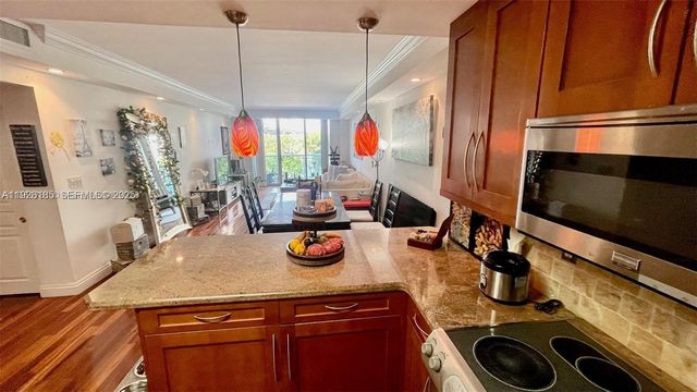 19390 Collins Ave 307, Sunny Isles Beach, FL 33160