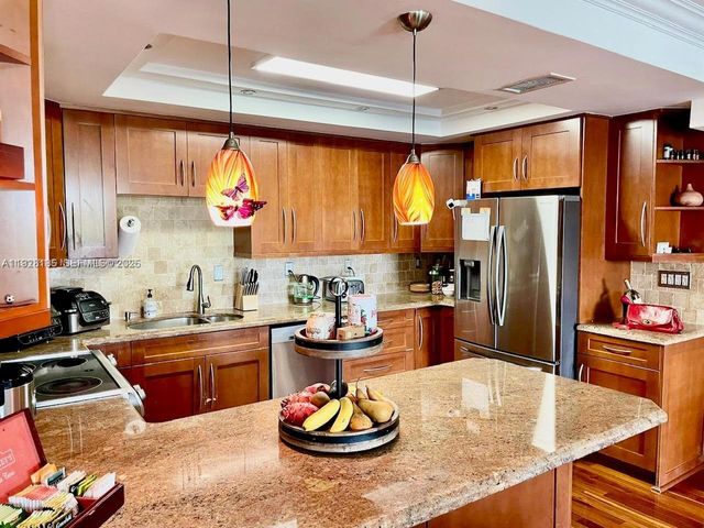 19390 Collins Ave 307, Sunny Isles Beach, FL 33160