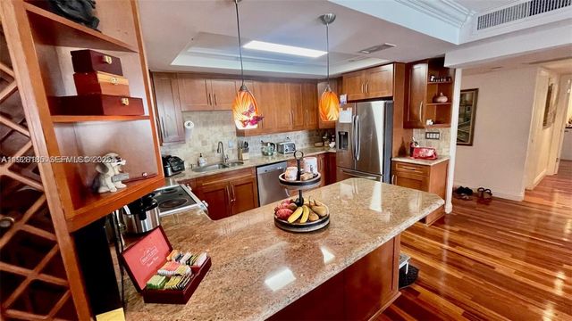 19390 Collins Ave 307, Sunny Isles Beach, FL 33160