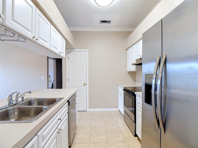 1105 EAGLE POND DRIVE 1105, Winter Haven, FL 33884