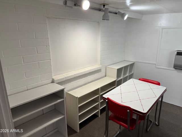 5832 E COLBY Street, Mesa, AZ 85205