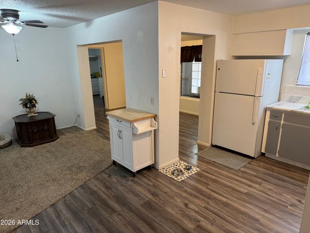 5832 E COLBY Street, Mesa, AZ 85205