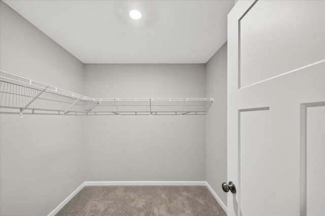 8824 Riverstone Avenue NE, Monticello, MN 55362