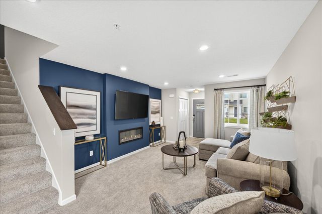 8824 Riverstone Avenue NE, Monticello, MN 55362