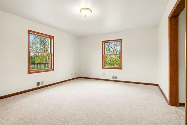 28810 Coulter Street, Edwardsburg, MI 49112